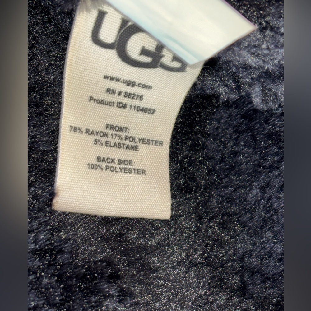 UGG Abriana Black Fleece Faux Fur Lined Shawl Cardigan Size Medium Women​​ - Picture 7 of 11